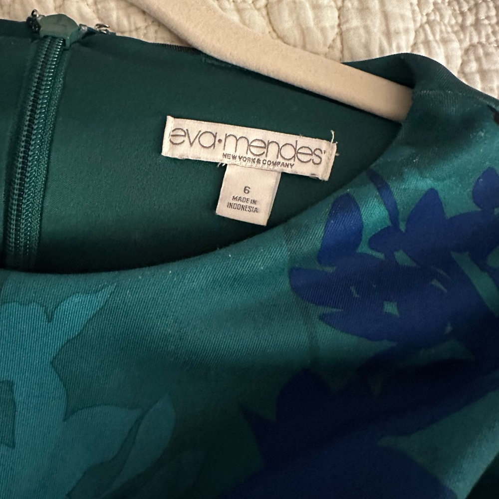 Eva Mendez dress of good quality